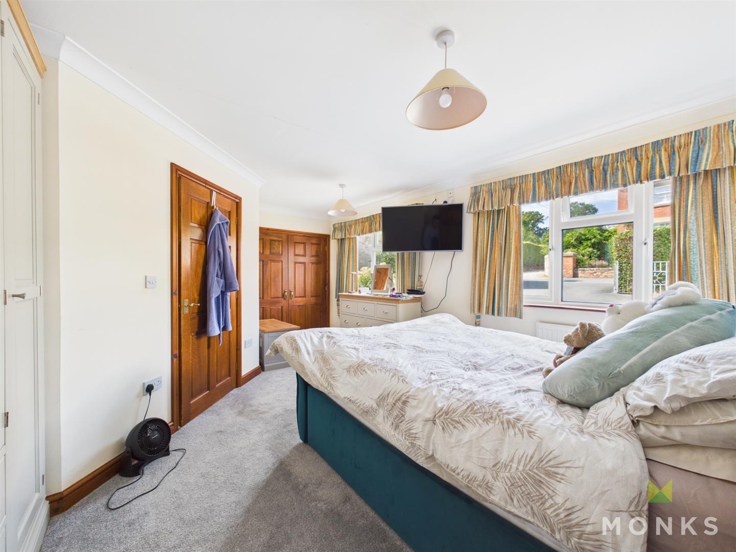 40 Top Street, Oswestry, SY11 4DR For Sale